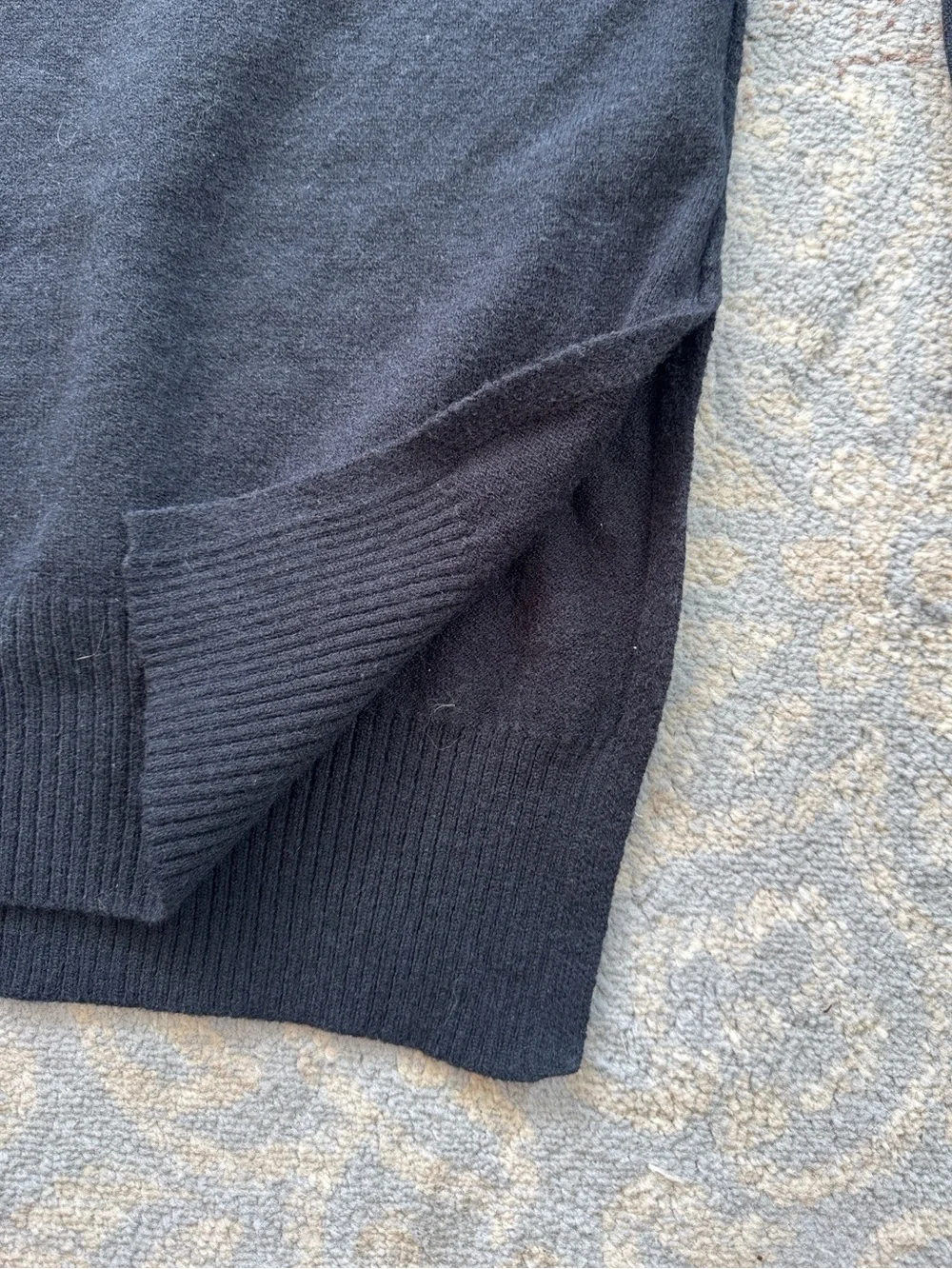 Commense Knit Turtleneck Side Slit Sweater Black Small